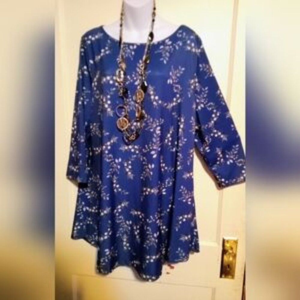 Lily Blue Floral Tunic Top